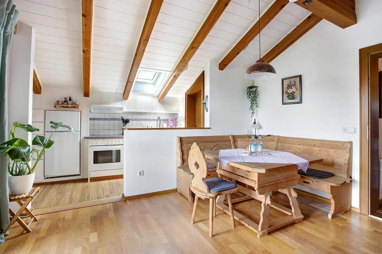 Appartement Josys Ferienwohnung Gstadt am Chiemsee